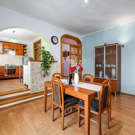 Iva House With Apartment Umag Exterior foto