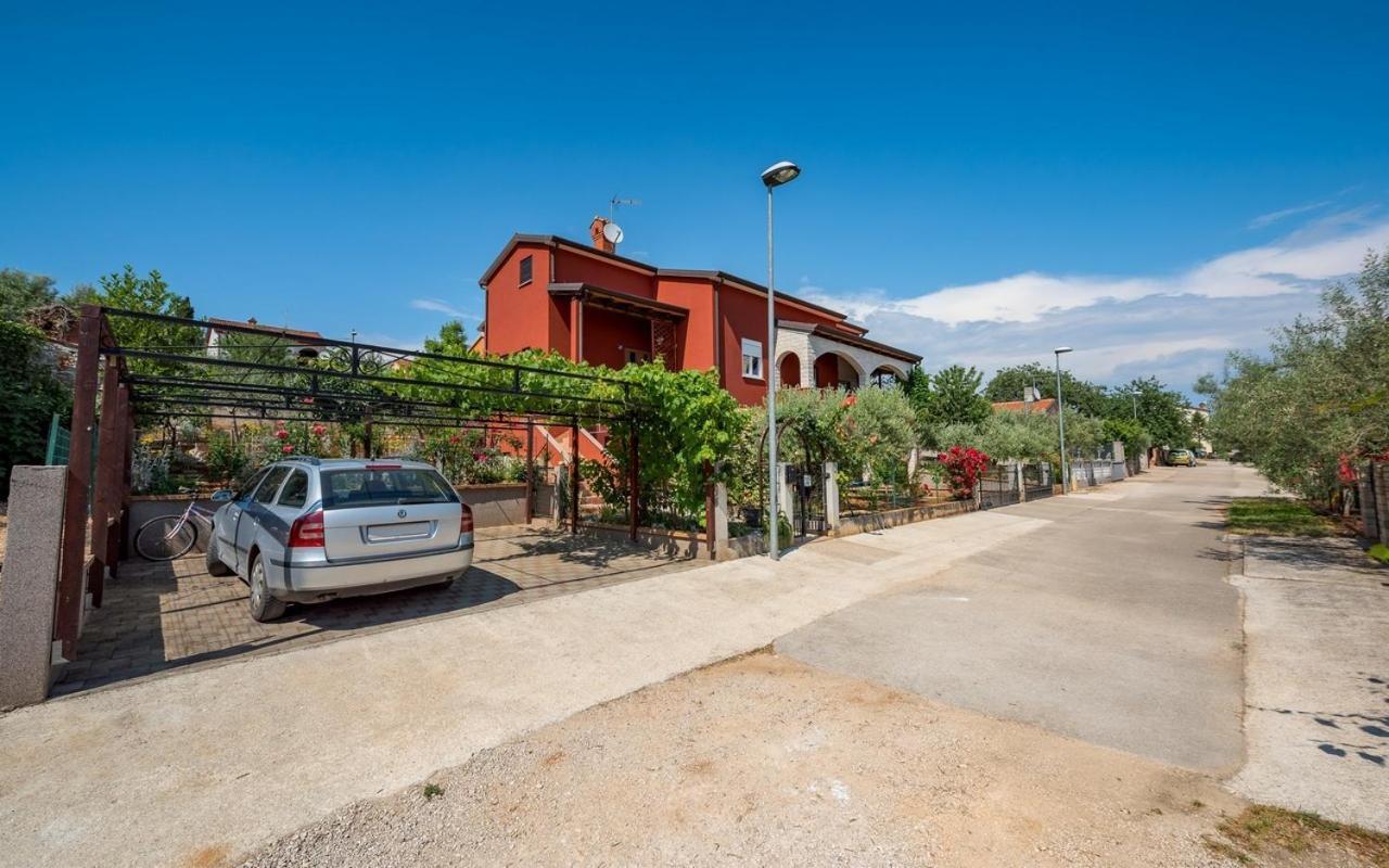 Iva House With Apartment Umag Exterior foto